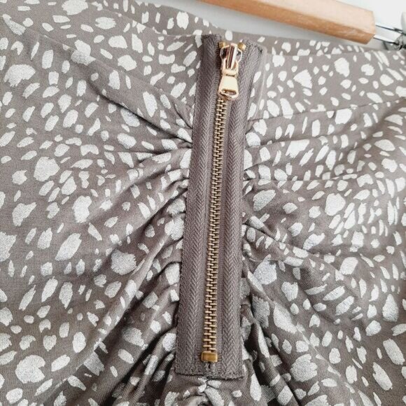 MODA INTERNATIONAL | Ruched Exposed Zip Mini Skirt Grey Silver Animal Print Sz M - Picture 10 of 12